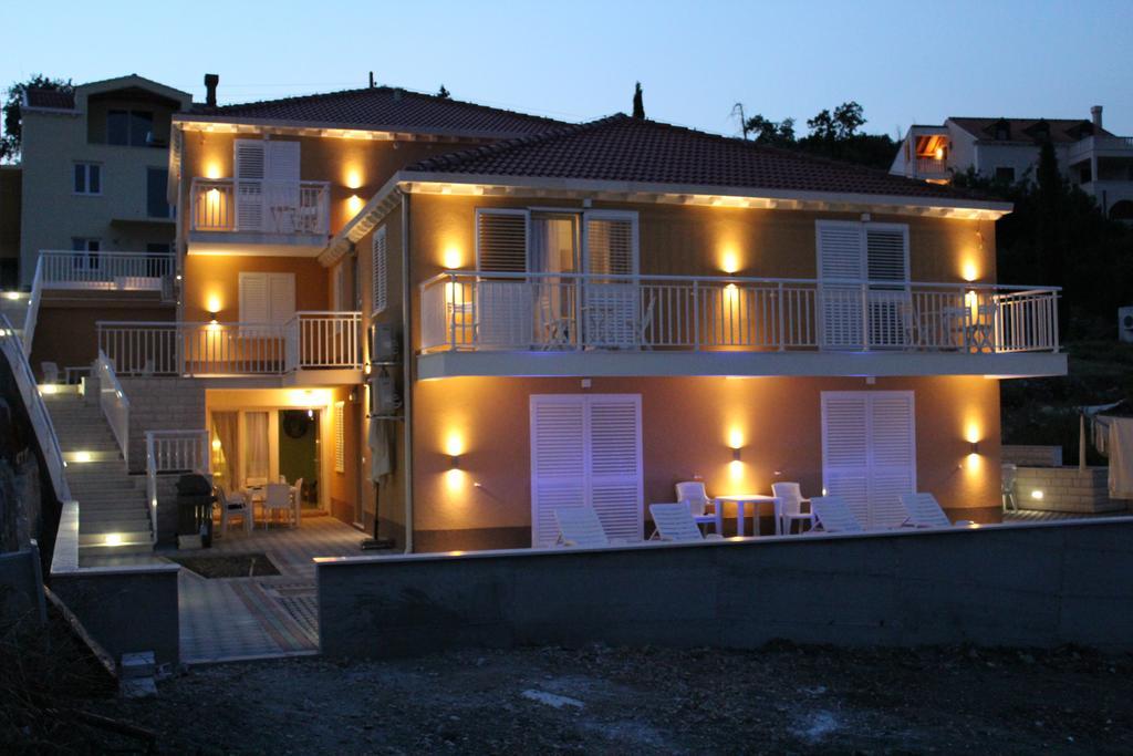 Apartments Villa Eva Slano Exterior foto